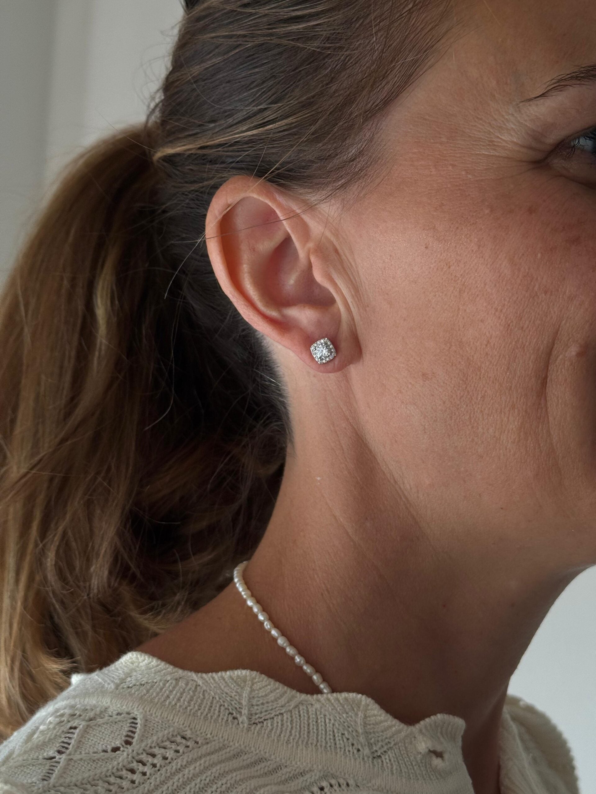 Orecchini a lobo kate round