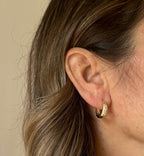 Orecchini a scatto 3 file zirconi brass