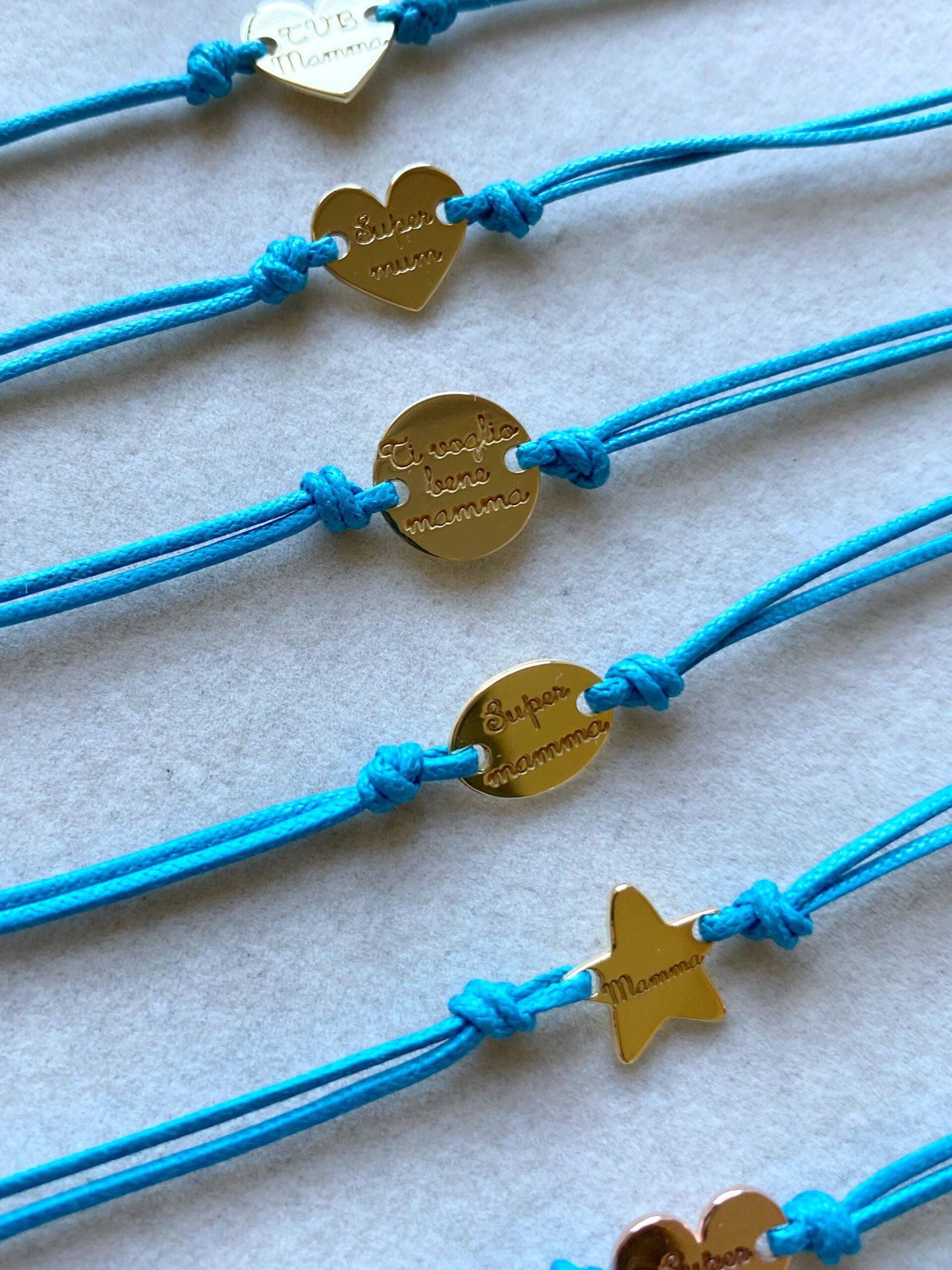 Bracciale personalizzabile con cordino colorato e gancio