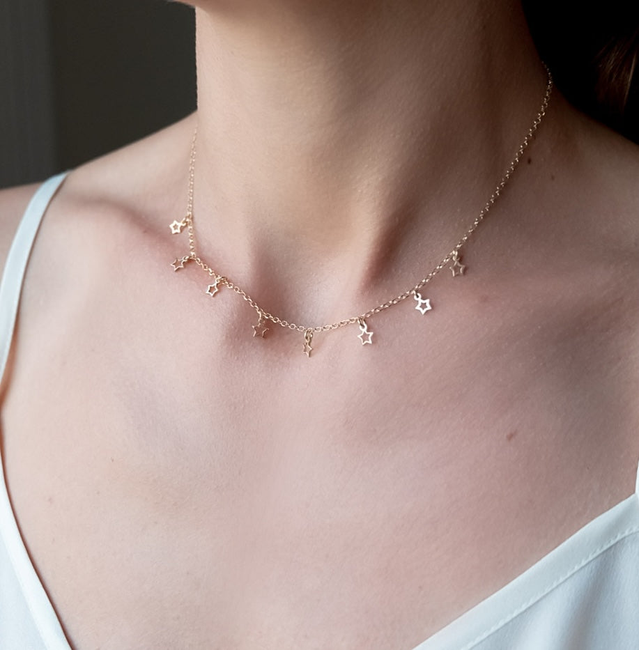 Collana stelline bucate