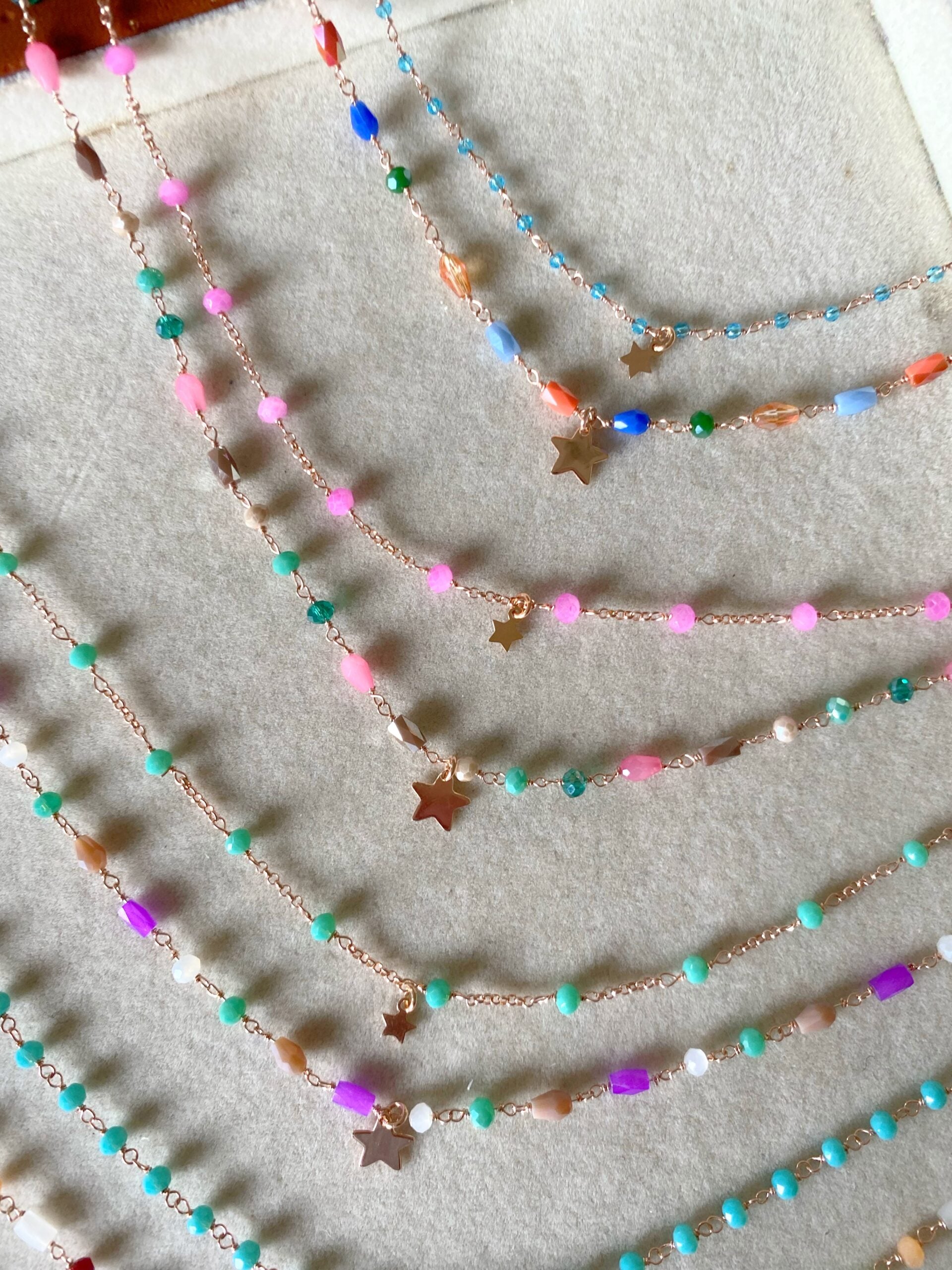 Girocollo doppio cristalli colorati e stelle