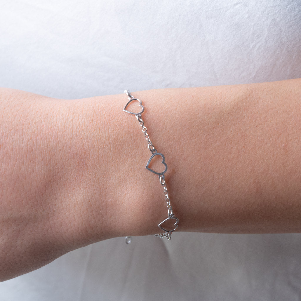 Bracciale cuori bucati