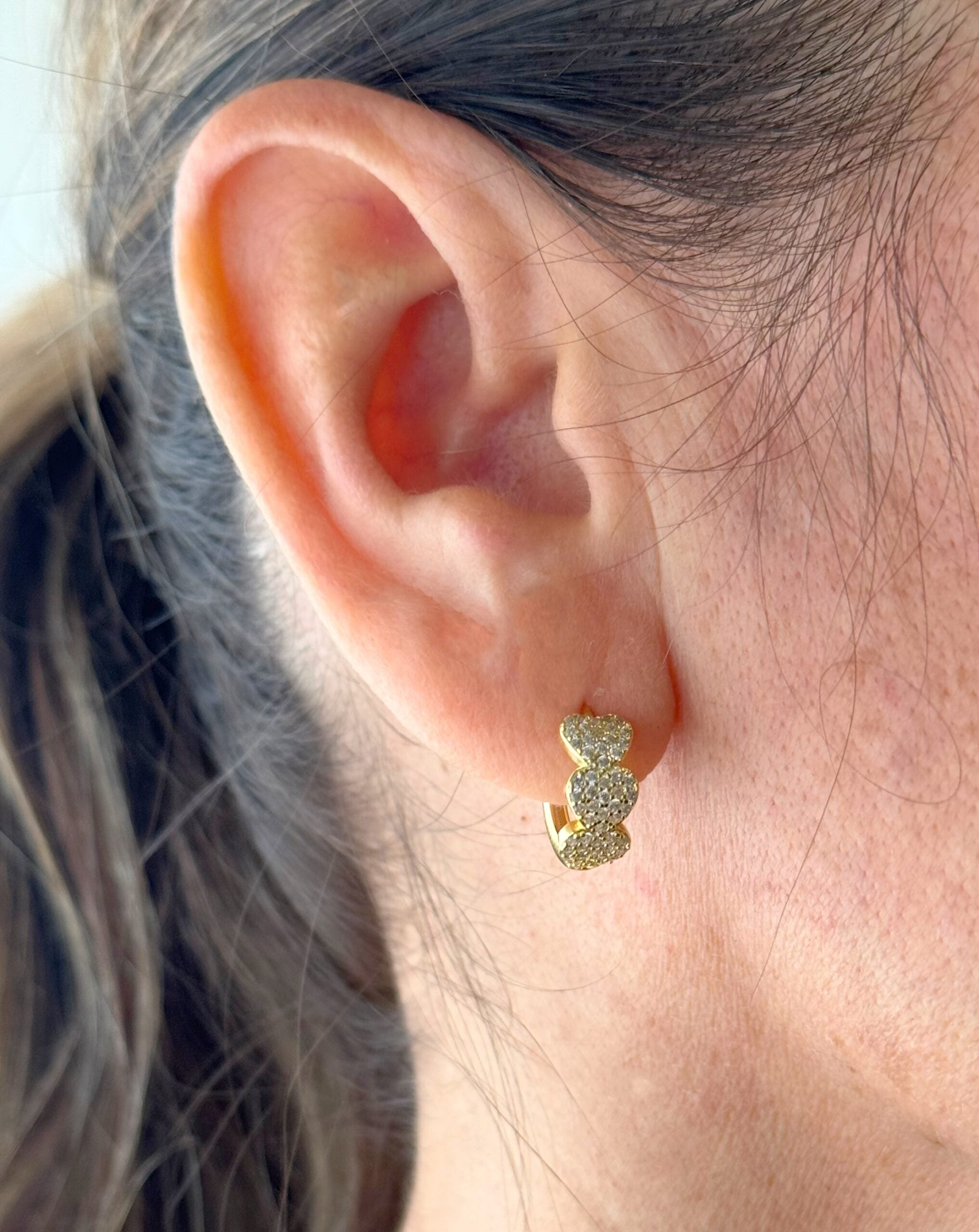 Orecchini a cerchio e 3 cuori o 3 stelle