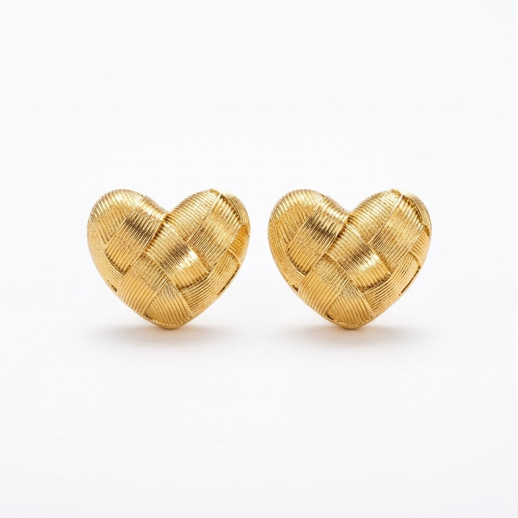 Orecchini cuore intreccio a maglia brass