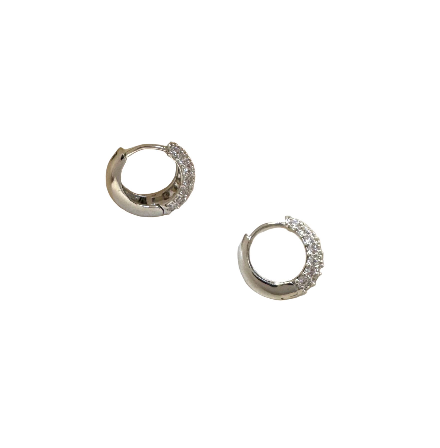 Orecchini cerchi bombati con zirconi brass