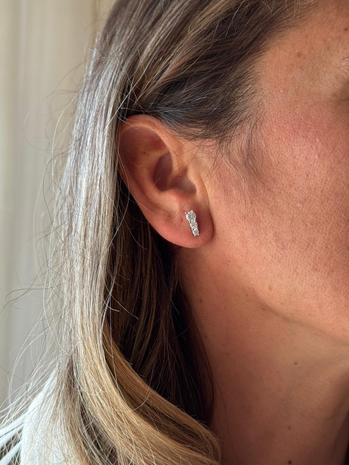 Lobini tre punti luce a scalare